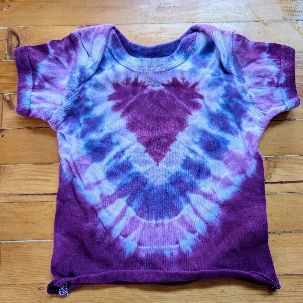 💜New Handmade Purple and Blue  Tie-Dye Baby Top, Size 6 Months